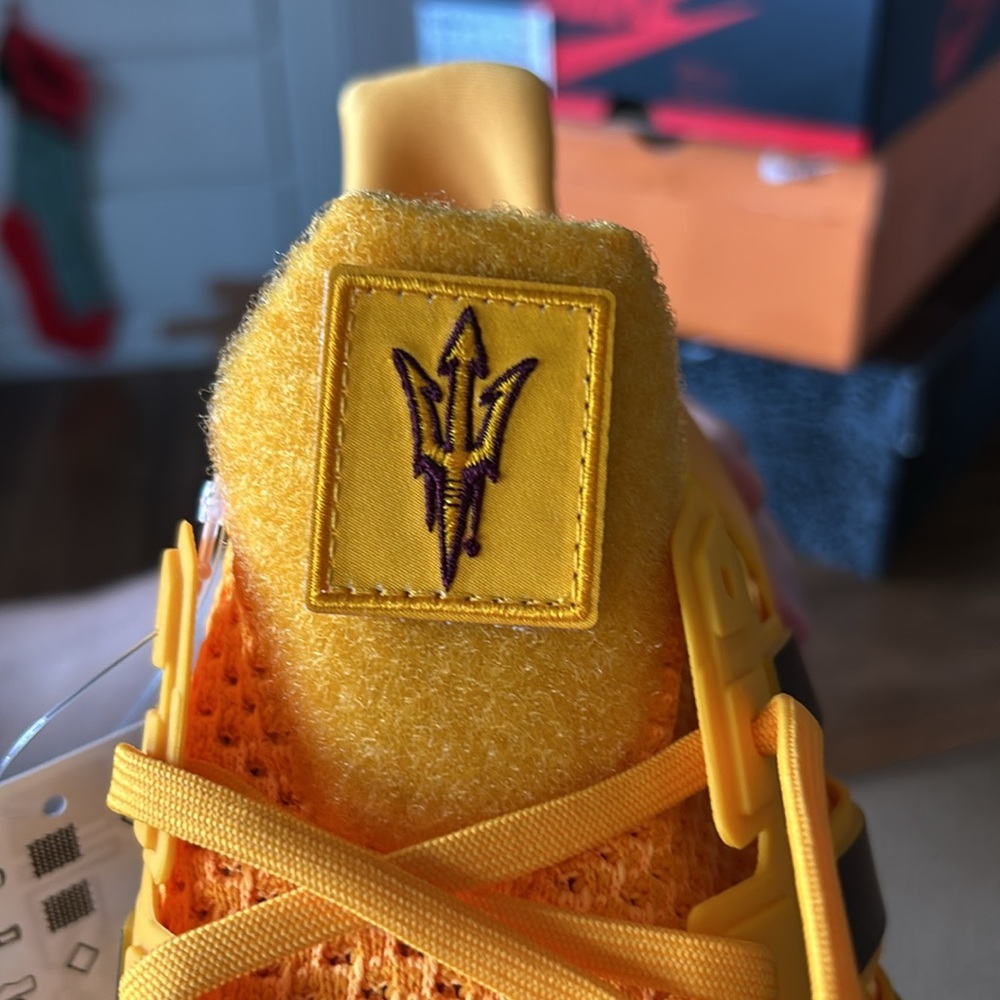 Adidas; ultra boost;  Arizona State size 14
